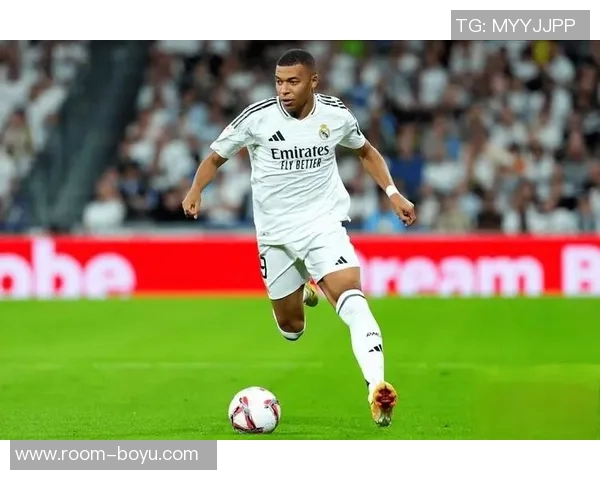 姆巴佩伤缺三周无缘西超与西甲两轮或能赶上欧冠对摩纳哥 姆巴佩伤缺三周无缘西超与西甲两轮或能赶上欧冠对摩纳哥