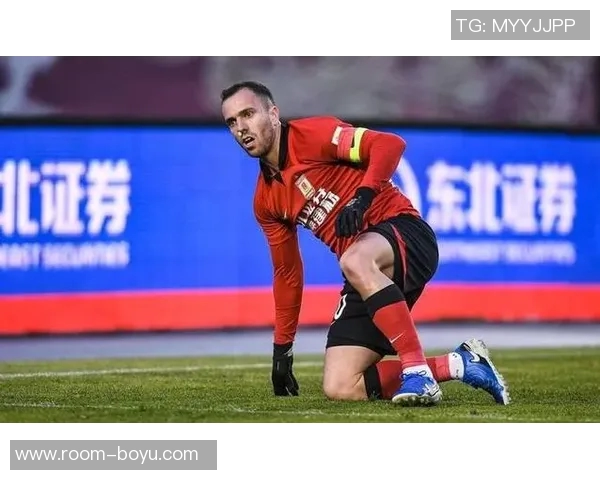 伊万谈战术选择双后腰配置助球队取得佳绩