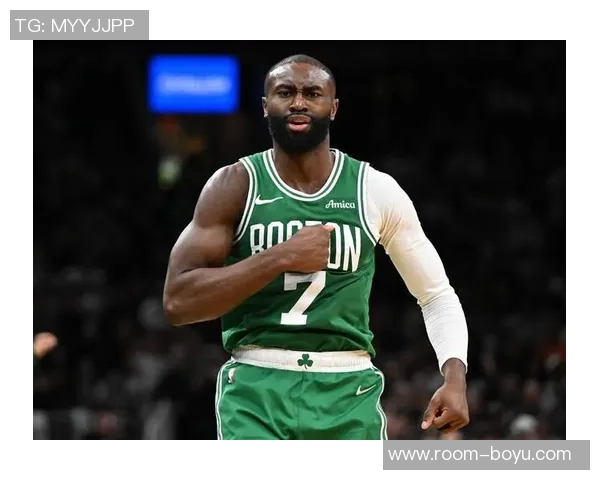 普理查德盛赞杰伦布朗具备顶级球员实力能轻松砍下40分或三双数据 普理查德盛赞杰伦布朗具备顶级球员实力能轻松砍下40分或三双数据