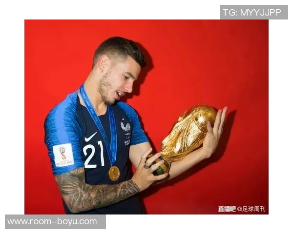 卢卡斯盛赞门德斯为世界顶级左后卫强调二人能共存于球队竞争中